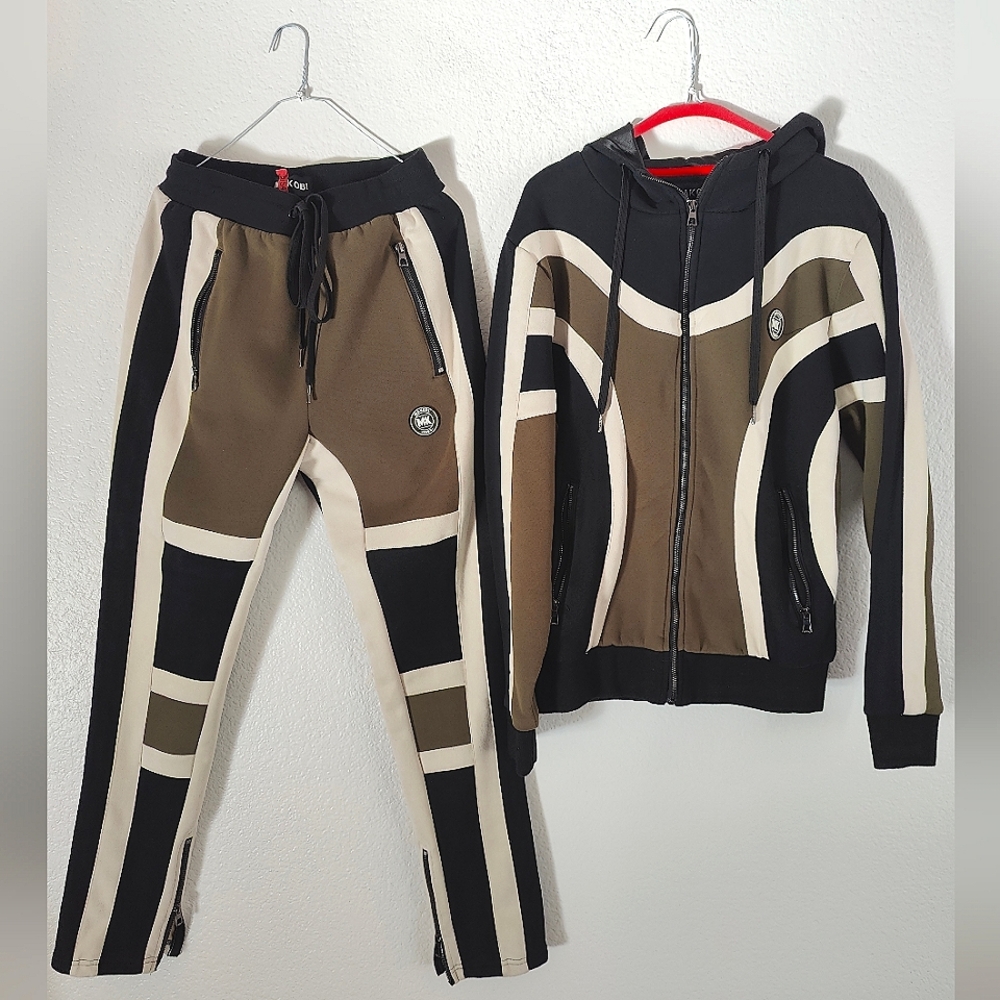 Designer Sweatsuit By Makobi Medium Sized Multi-Colored